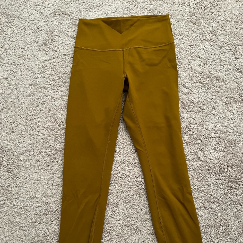 Lululemon Leggings Size 8 GUC